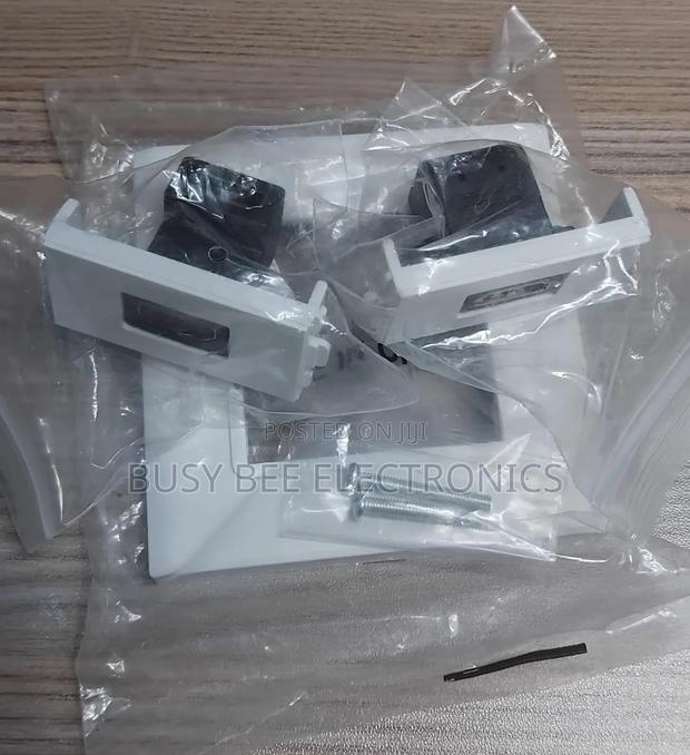 Double Port Hdmi Faceplate With Modules - main view