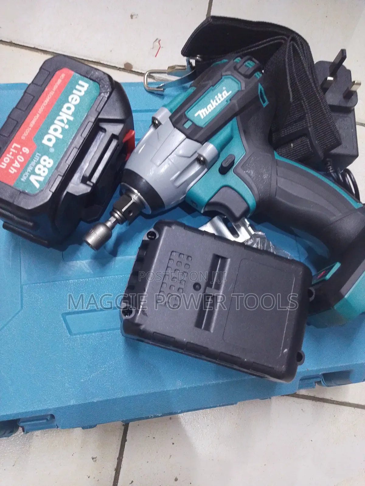 Highly Recommend and Guaranteed Makita Impact Wrench/ Cordless Wrench