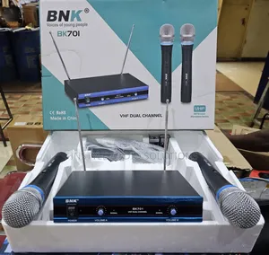 BNK Bk701 Dual Wireless Microphone 100 Meters Frequency Range