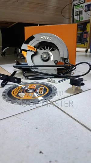 Makita 1600w Electric Router