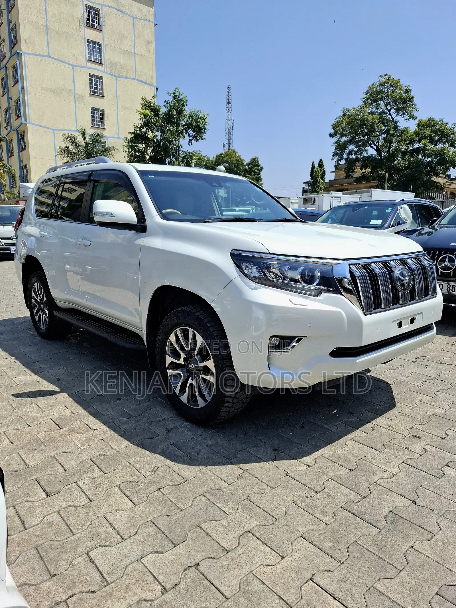 Toyota Land Cruiser Prado 2.8 2021 White