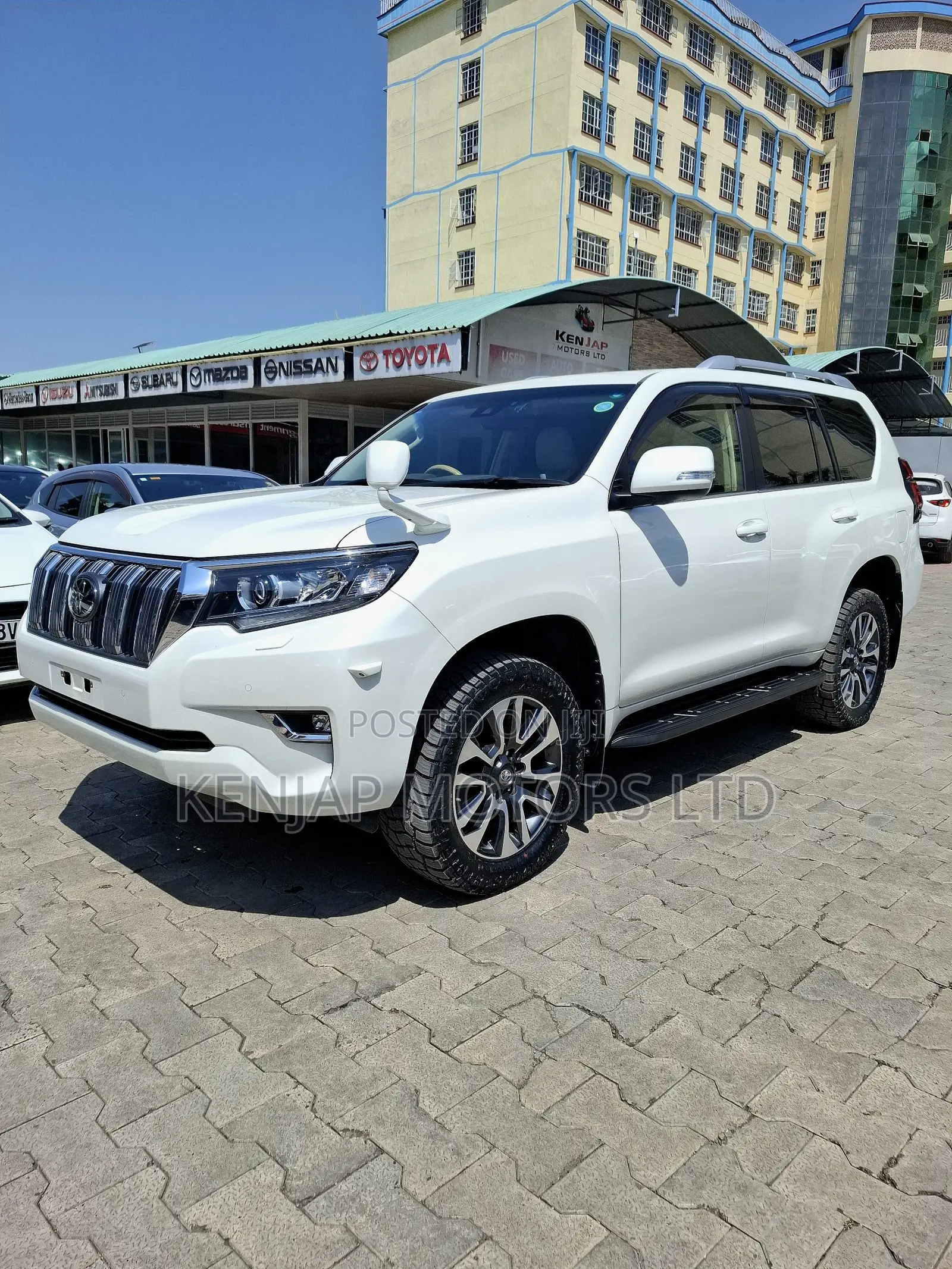 Toyota Land Cruiser Prado 2.8 2021 White