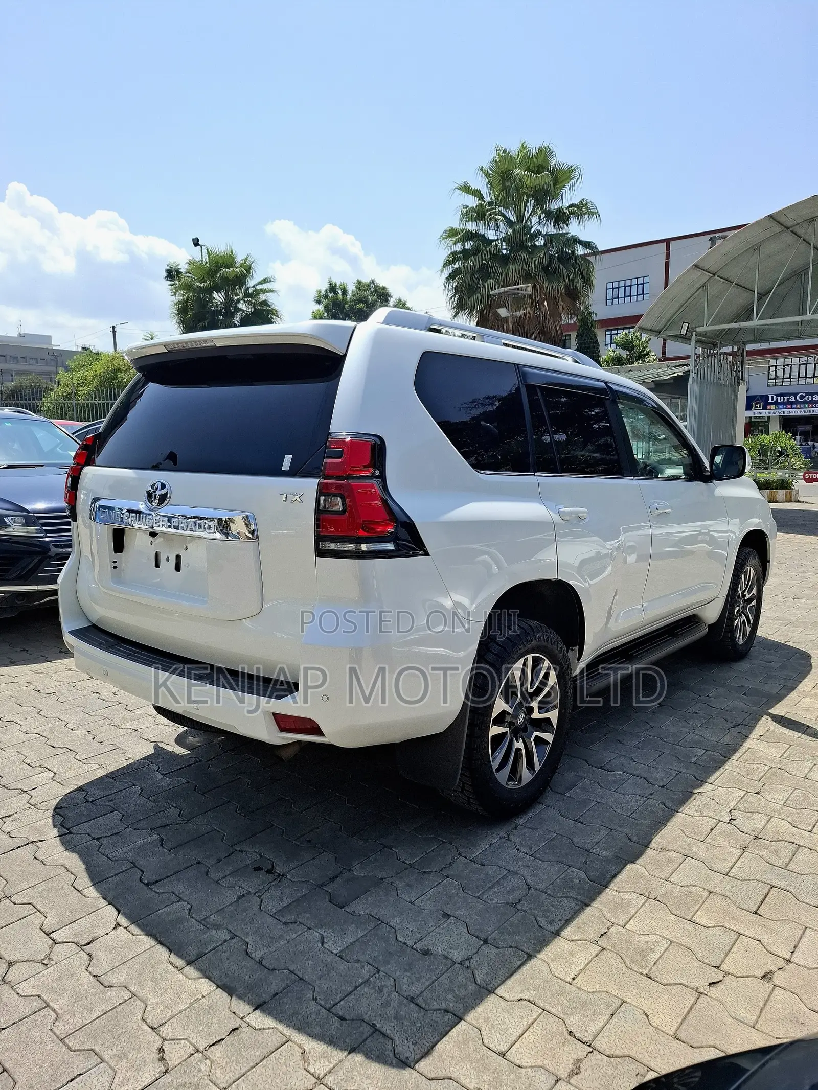 Toyota Land Cruiser Prado 2.8 2021 White