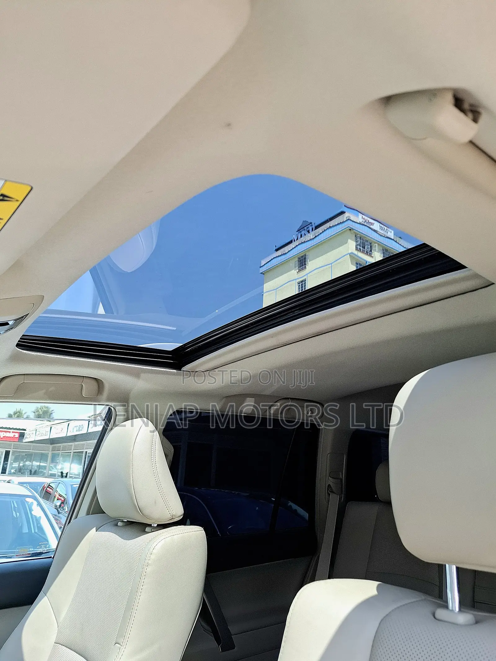 Toyota Land Cruiser Prado 2.8 2021 White