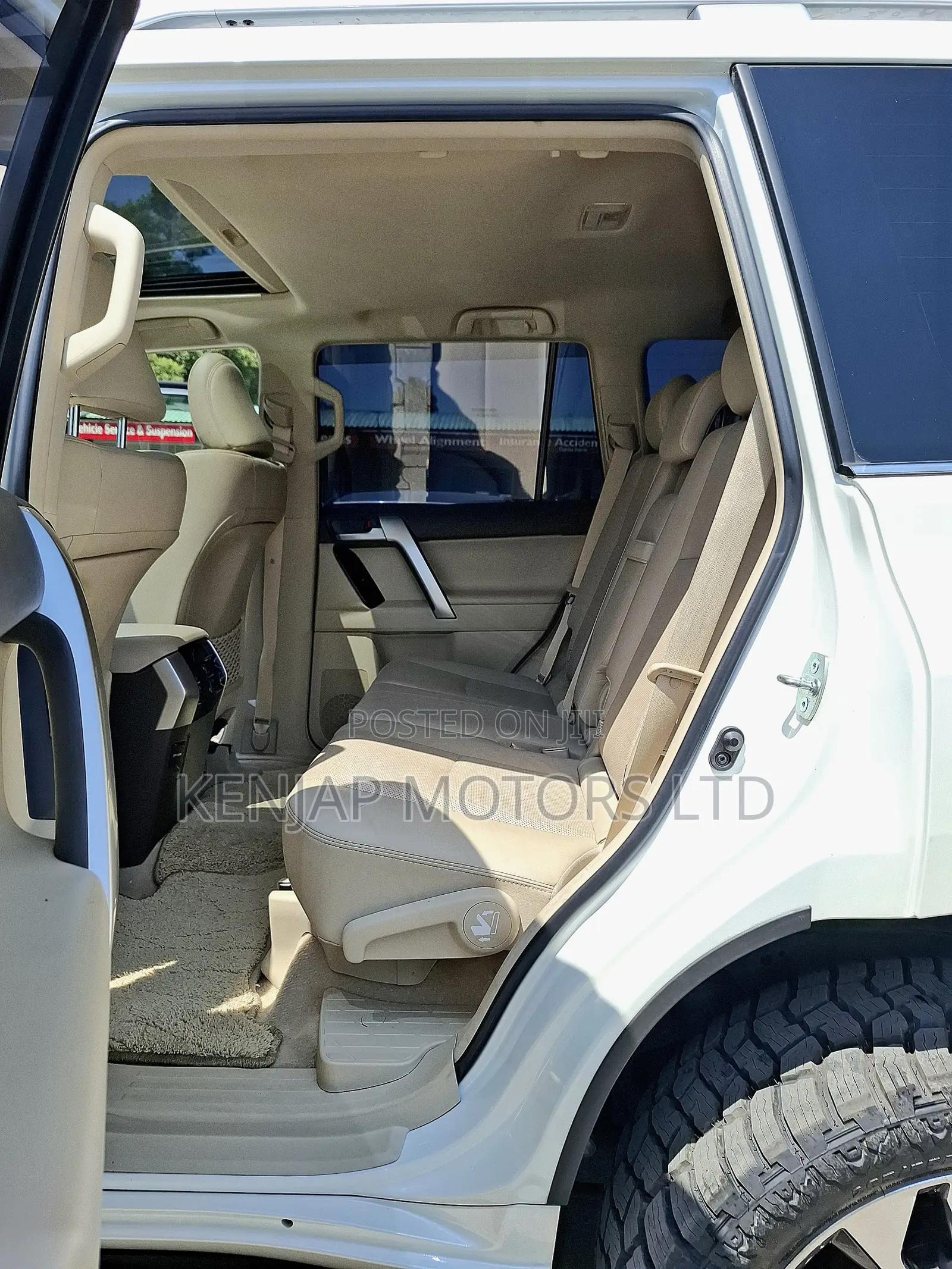 Toyota Land Cruiser Prado 2.8 2021 White