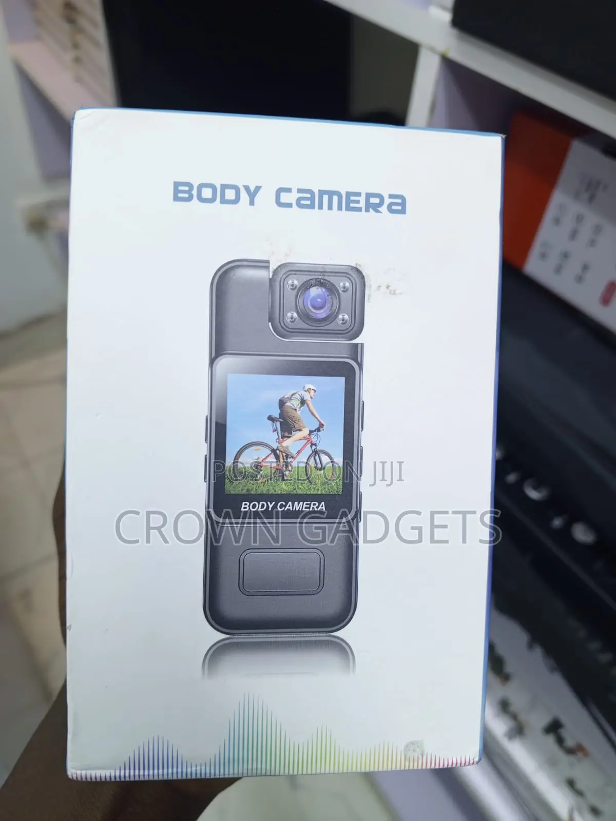 Portable Body Camera With 180° Lens for Outdoor Recording