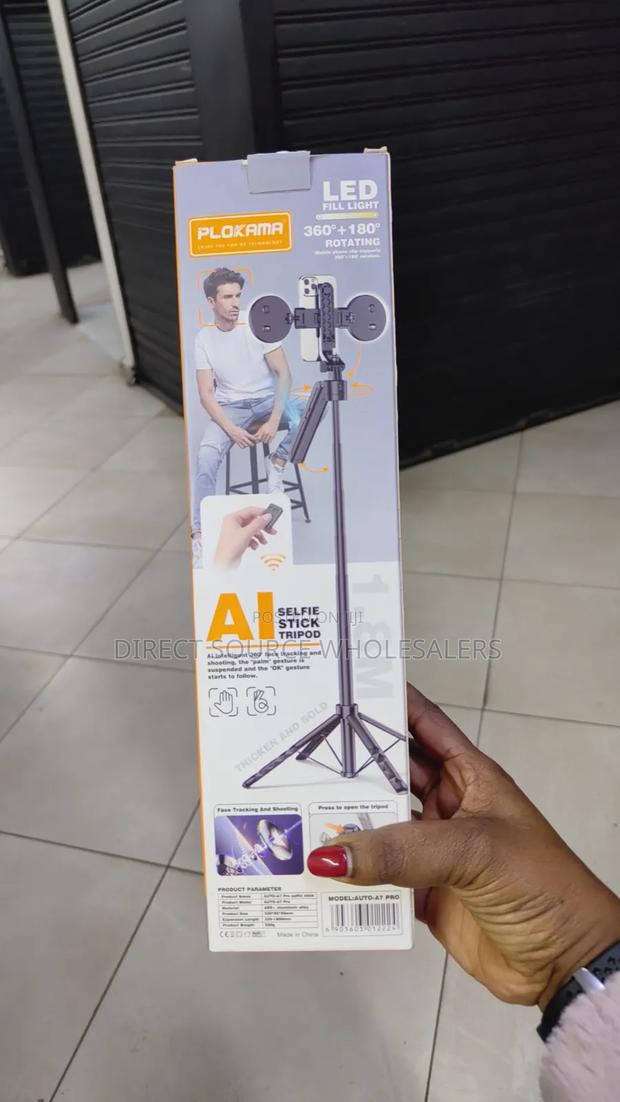 Plokama Auto-Tracking Ai Tripod Stand With Bluetooth Remote Fill Light - thumbnail 2