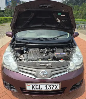 Nissan Note 2011 Maroon