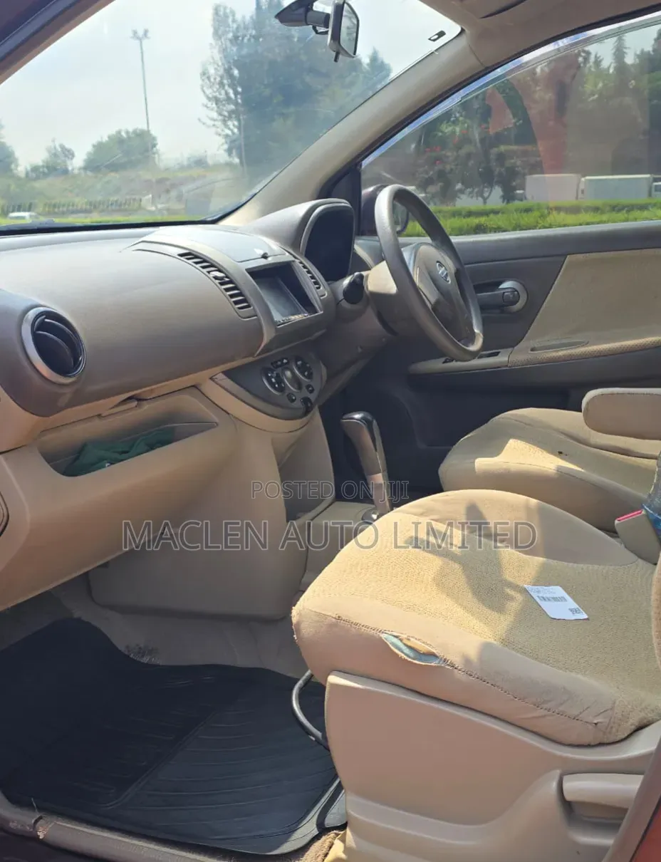 Nissan Note 2011 Maroon