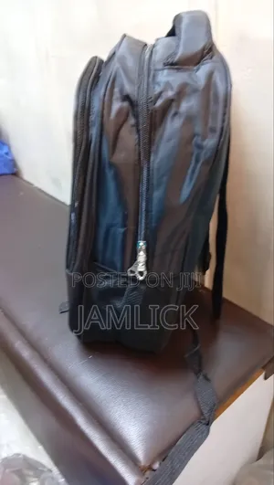 Chongping Black Large Backpack