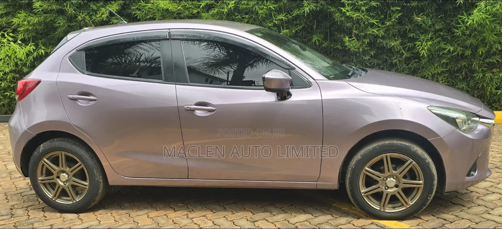 Mazda Demio 2015 Pink
