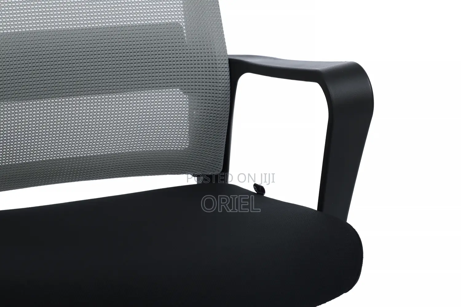 Office Chair : High-Back Mesh Chair