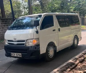 Toyota HiAce 2012 White