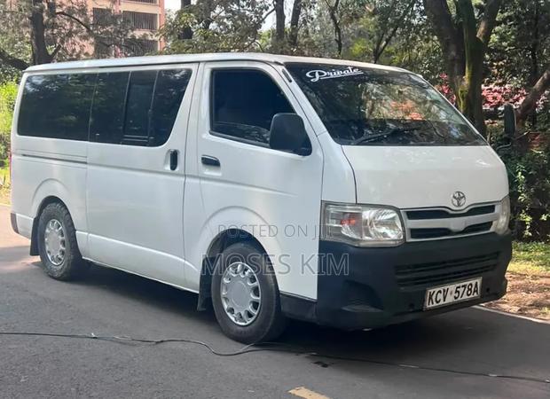 Toyota HiAce 2012 White - thumbnail 4