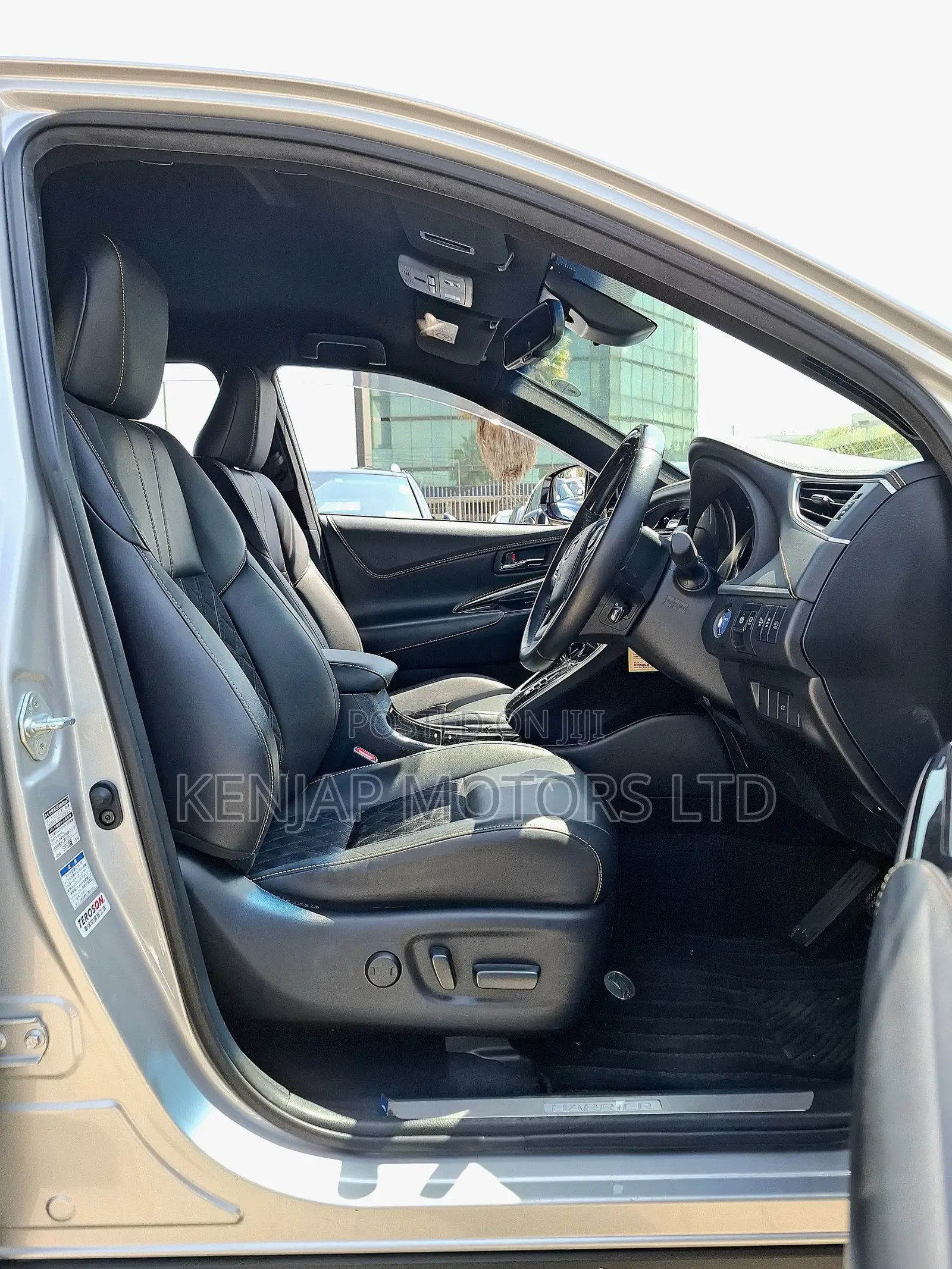 Toyota Harrier 2019 Silver