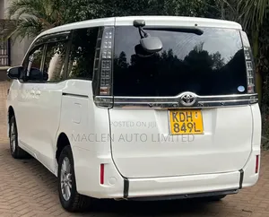 Toyota Voxy 2016 White