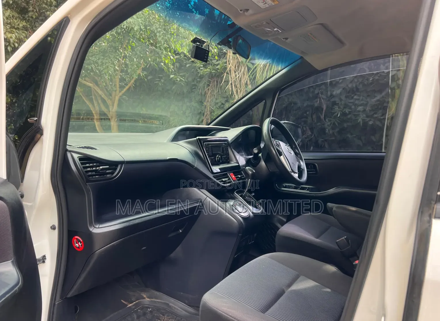 Toyota Voxy 2016 White
