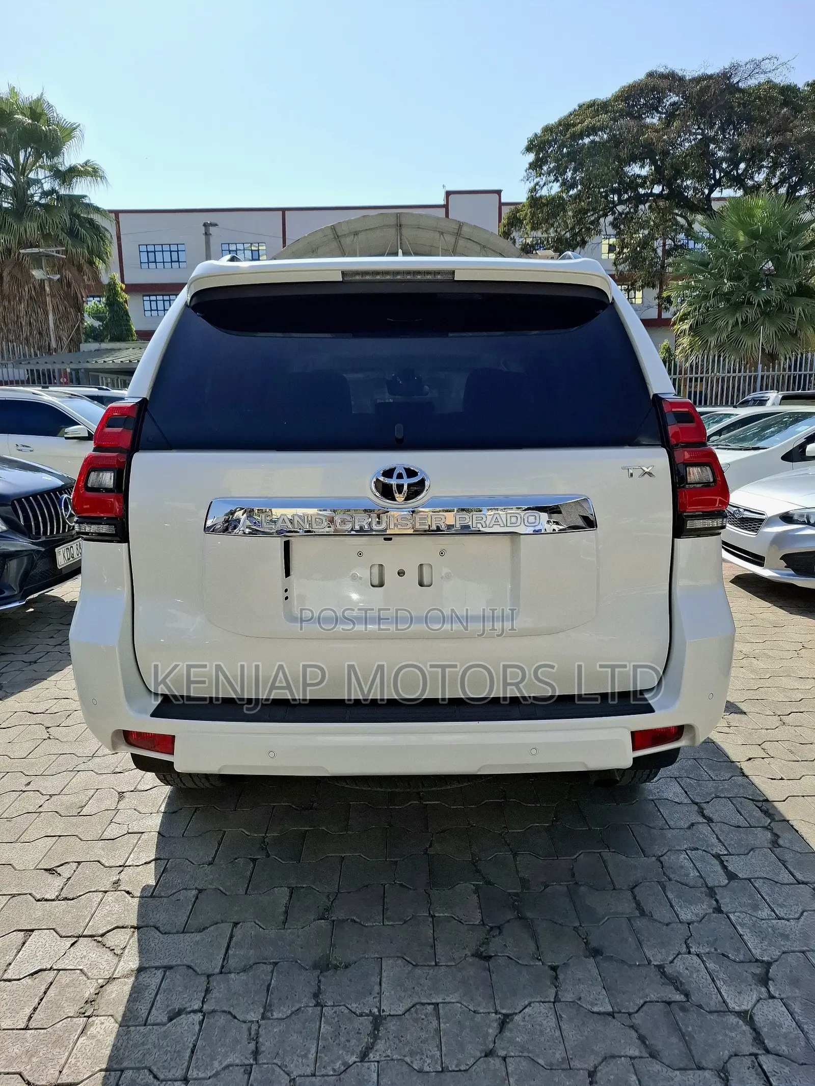 Toyota Land Cruiser Prado 2.8 2021 Pearl