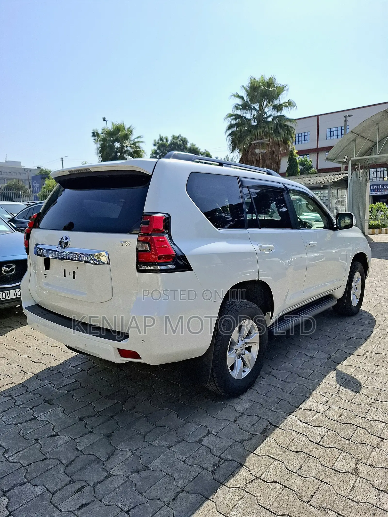 Toyota Land Cruiser Prado 2.8 2021 Pearl