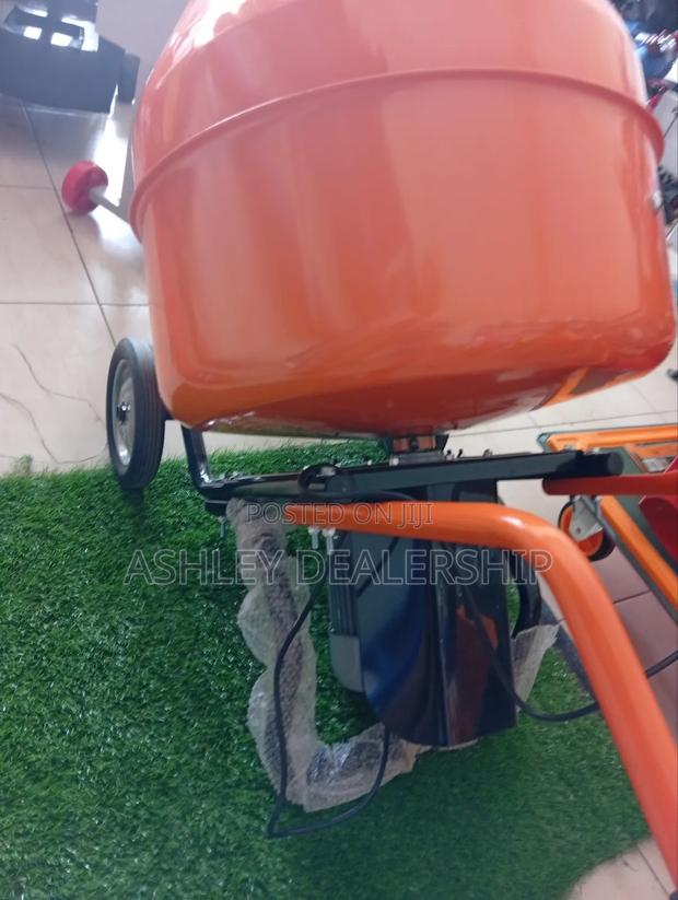 Portable Electric Concrete Mixer - thumbnail 2