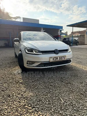 Volkswagen Golf 2018 Silver