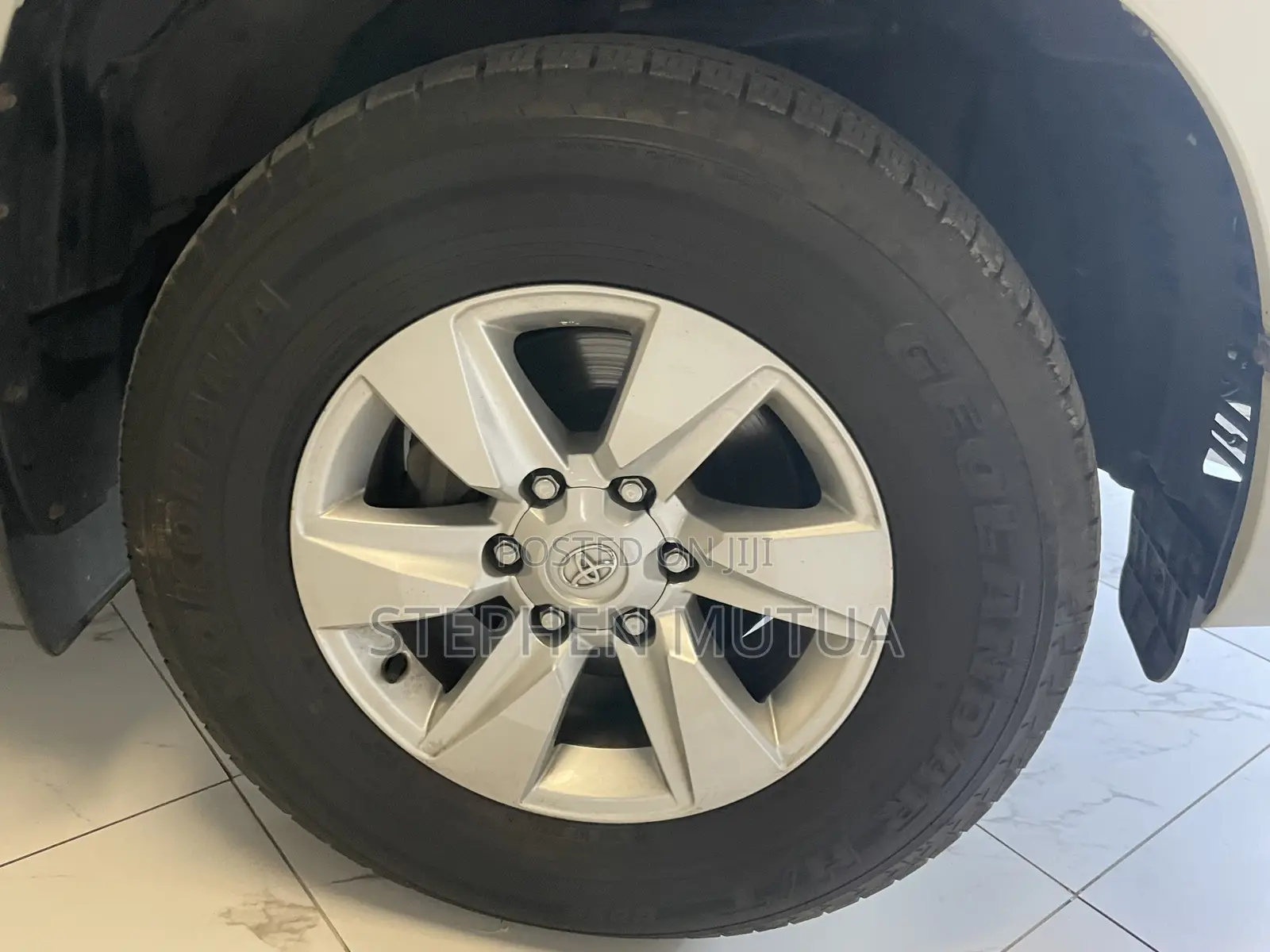 Toyota Land Cruiser Prado 2.8 2022 White