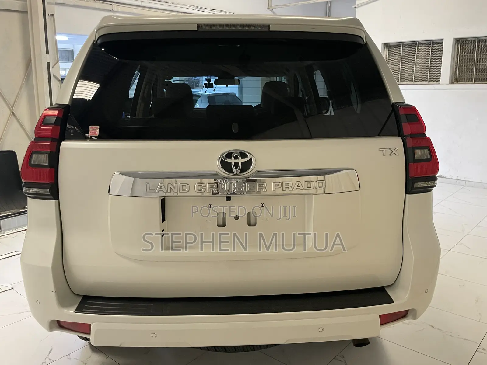 Toyota Land Cruiser Prado 2.8 2022 White