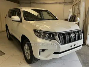 Toyota Land Cruiser Prado 2.8 2022 White