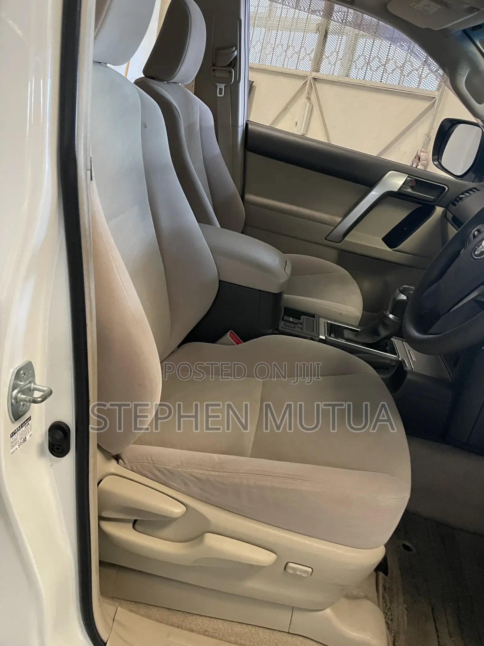 Toyota Land Cruiser Prado 2.8 2022 White