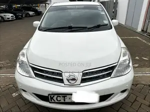 Nissan Tiida 2012 White