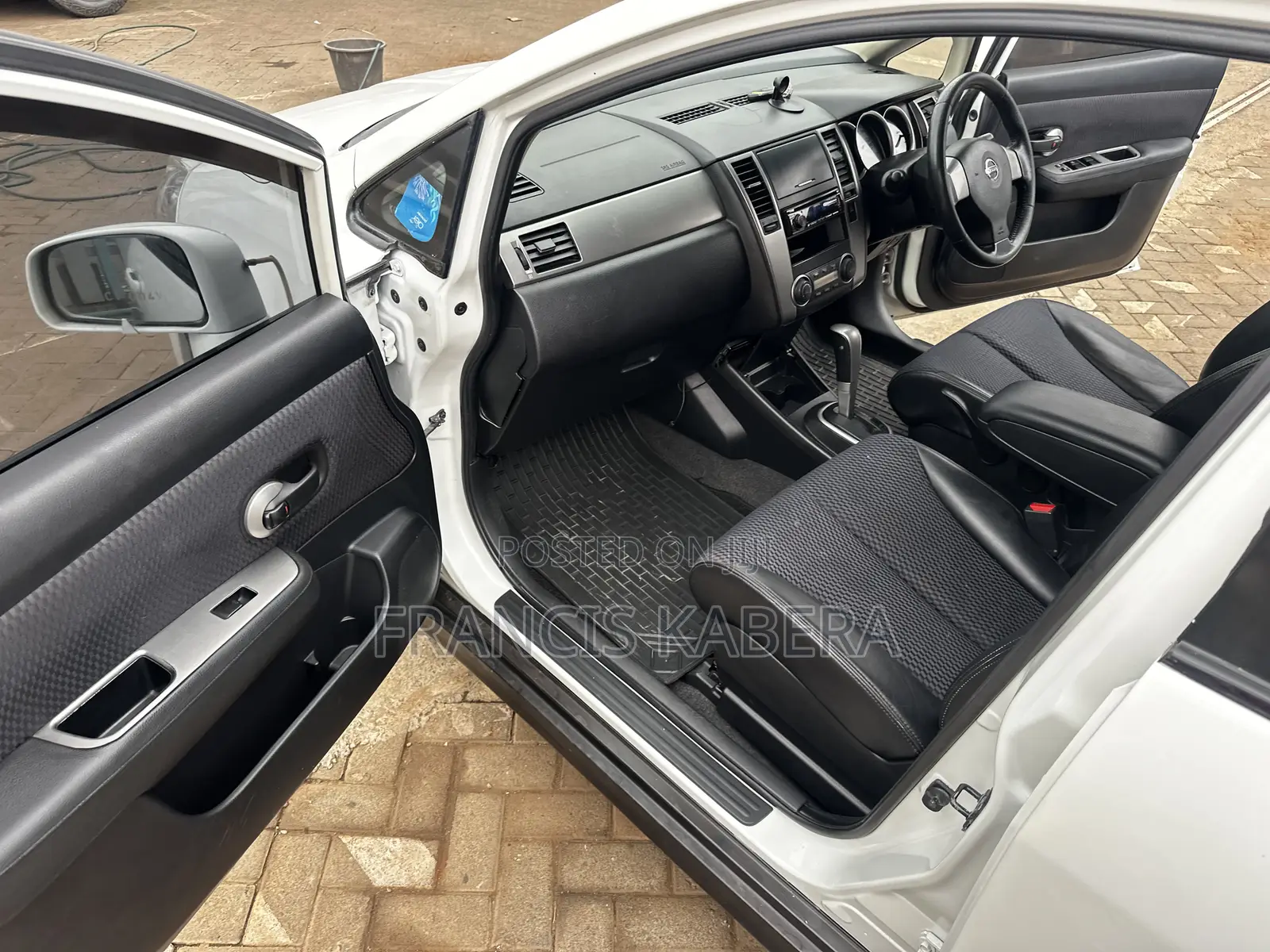 Nissan Tiida 2012 White