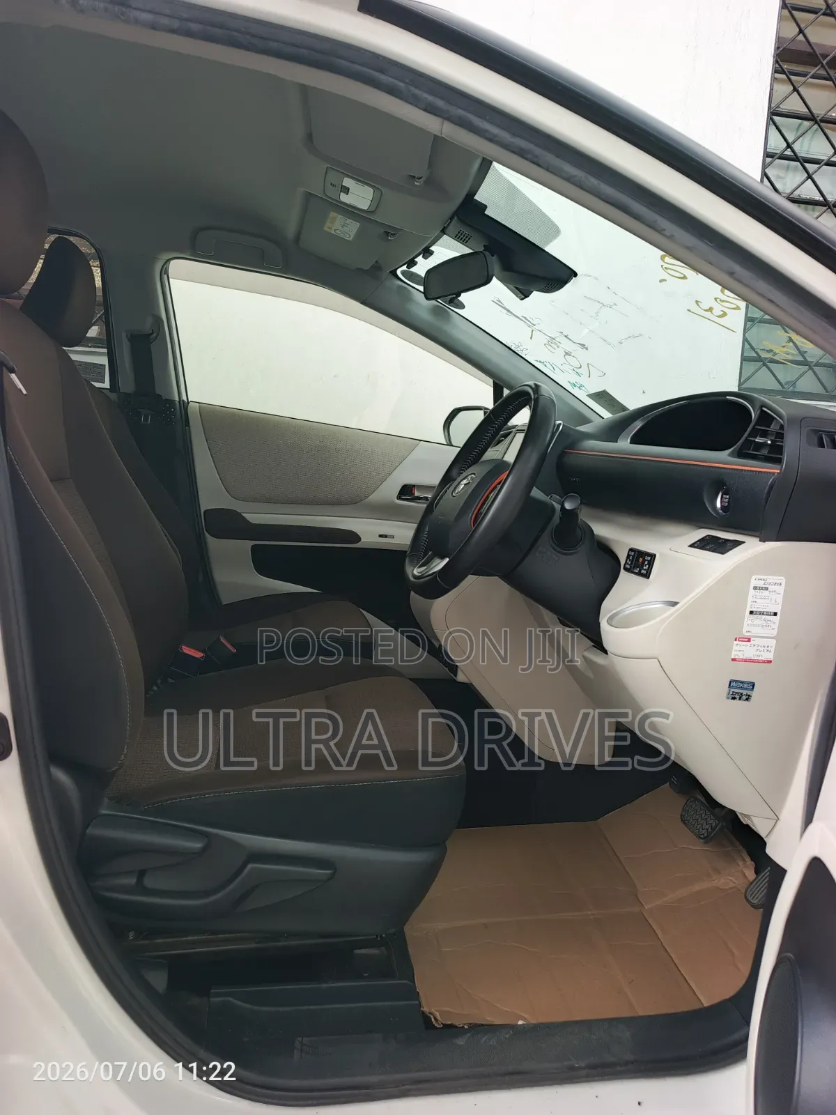 Toyota Sienta 2020 White