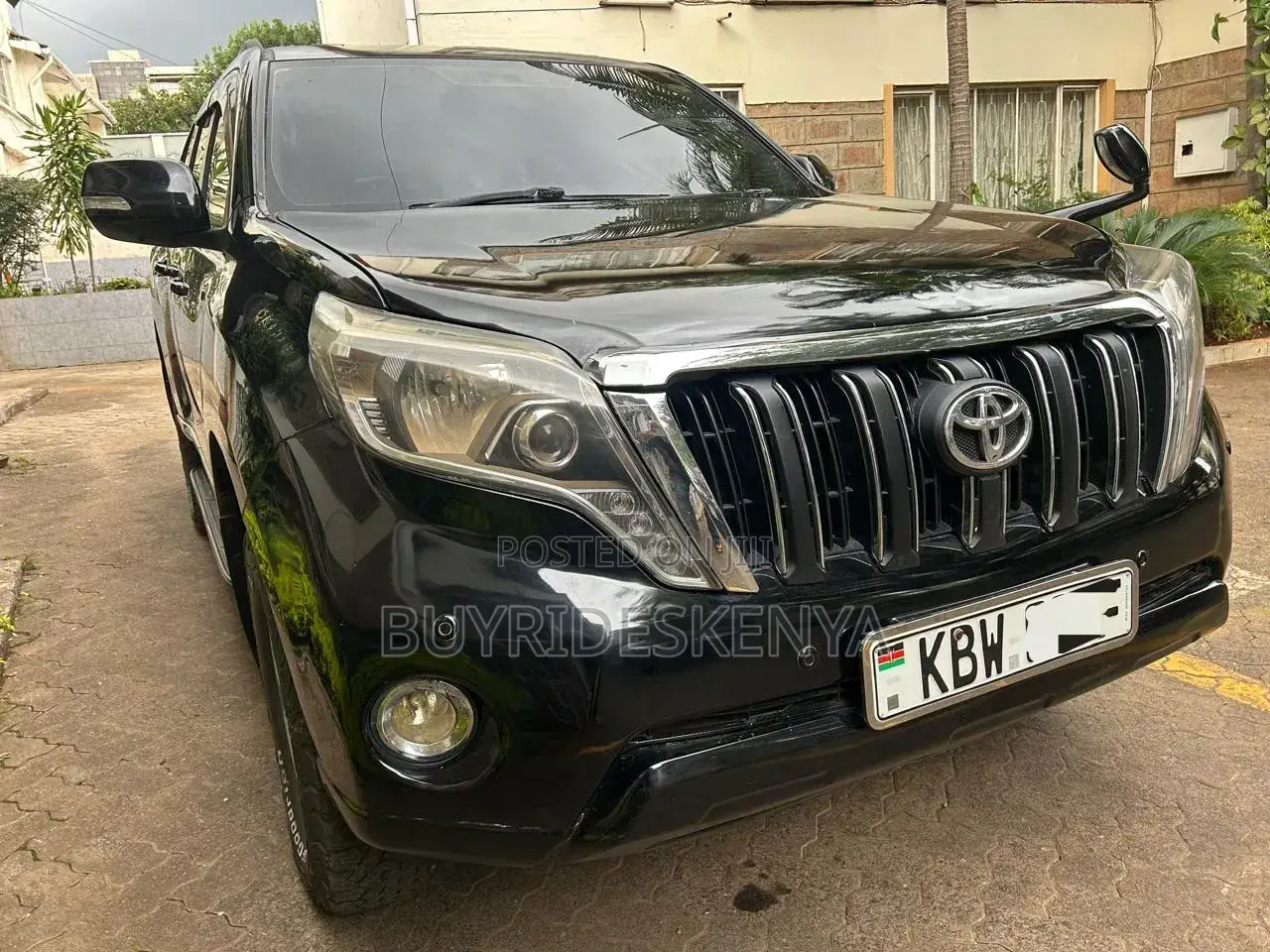 Toyota Land Cruiser Prado 2011 Black