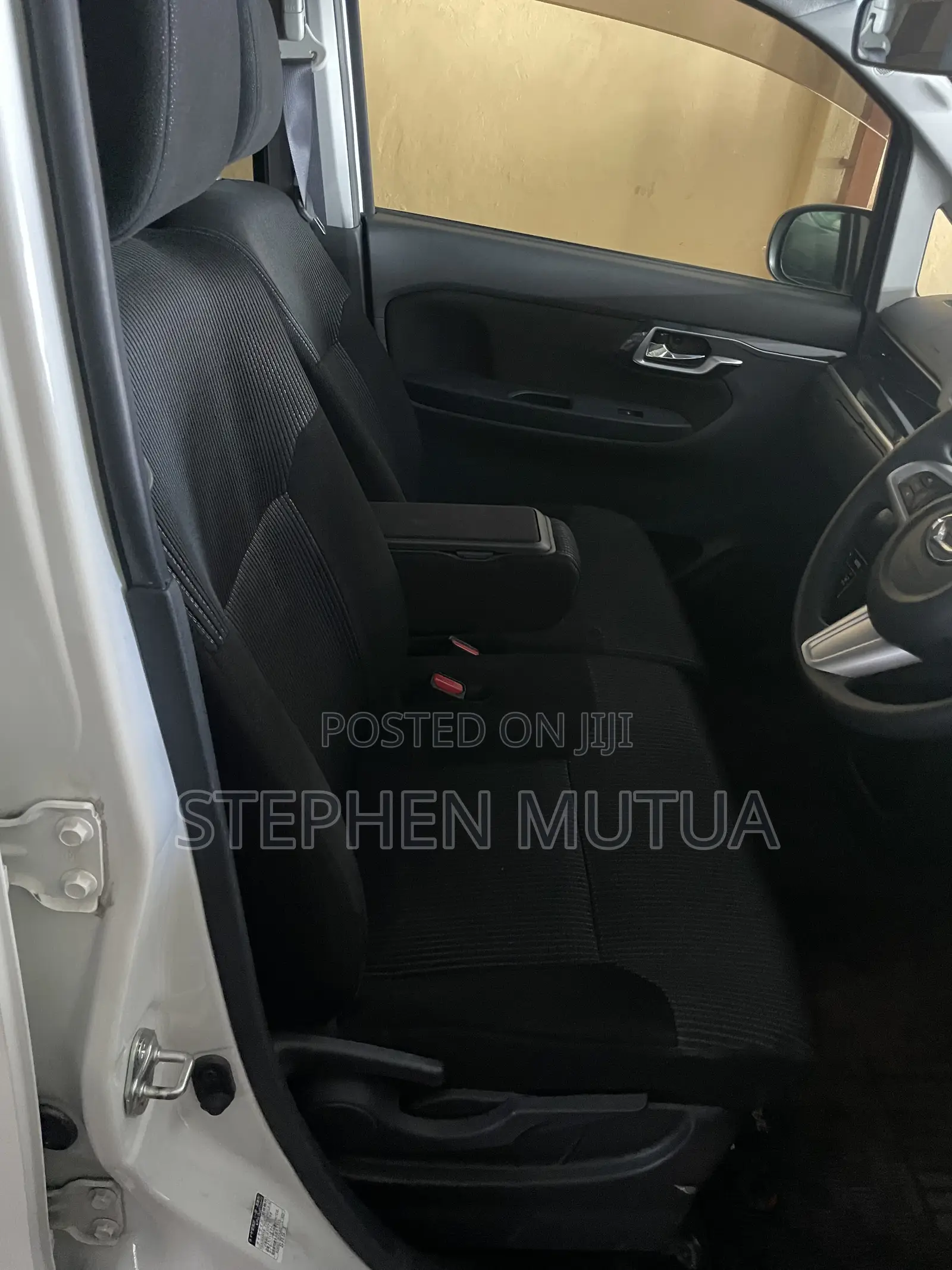 Daihatsu Move 2019 White
