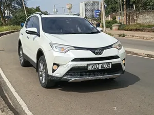 Toyota RAV4 2015 White
