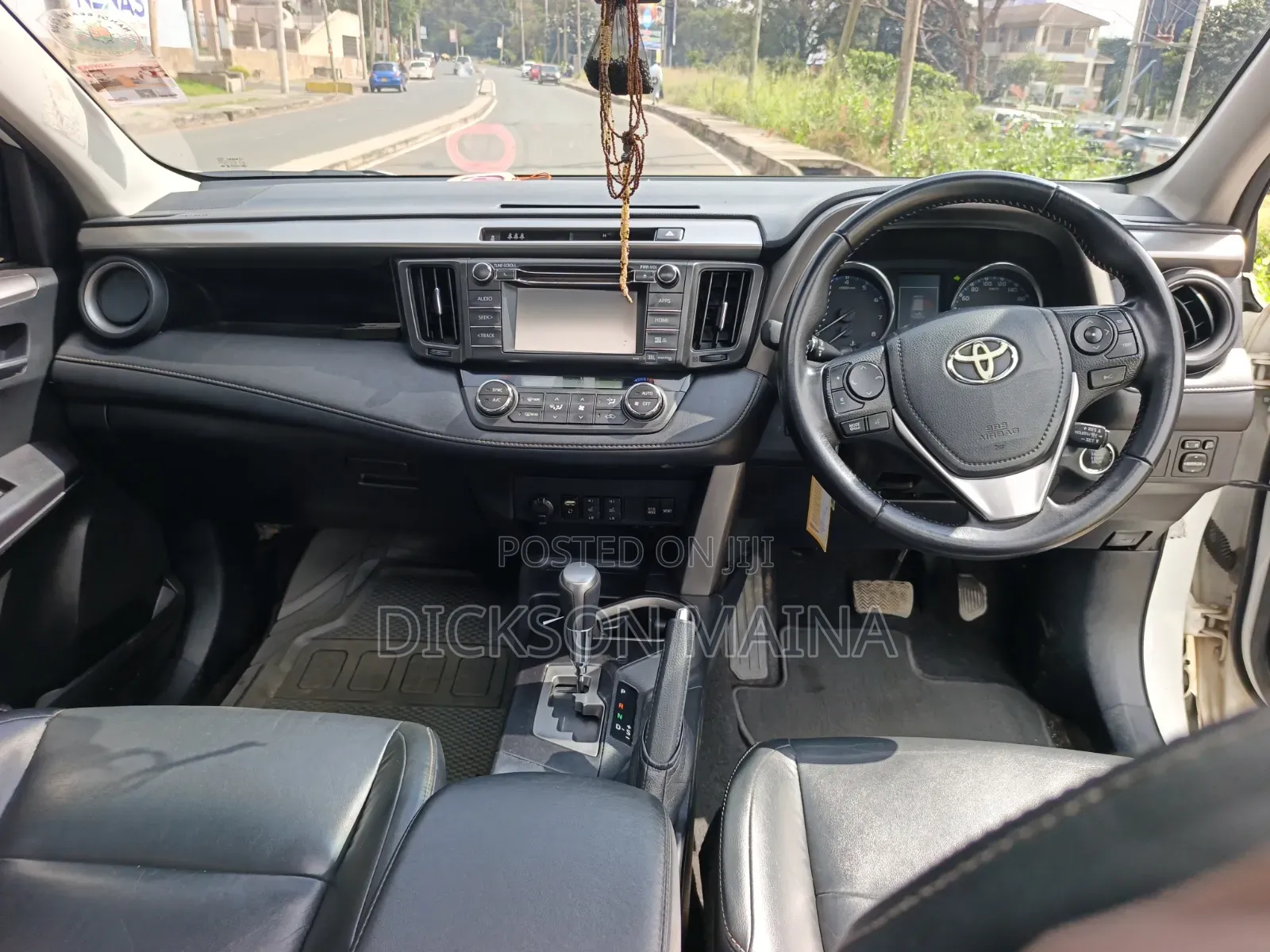 Toyota RAV4 2015 White