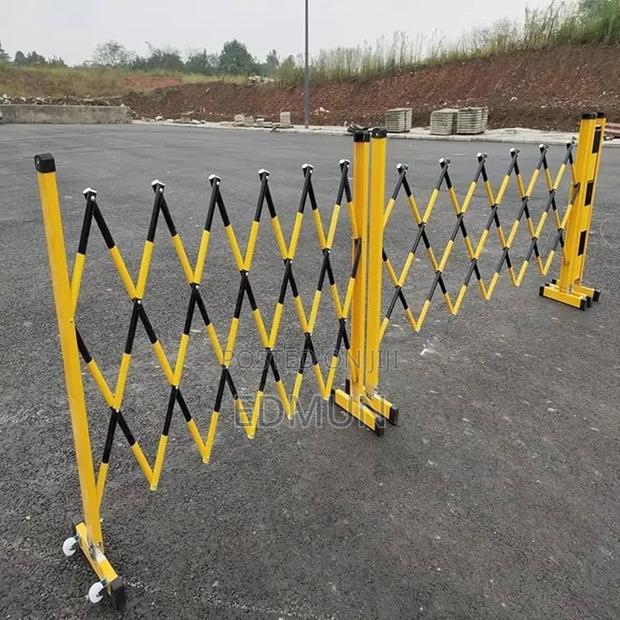 Ym-33 Expandable Barrier - thumbnail 4