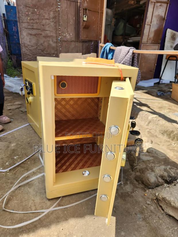 Digital Cash Safe Box - thumbnail 3