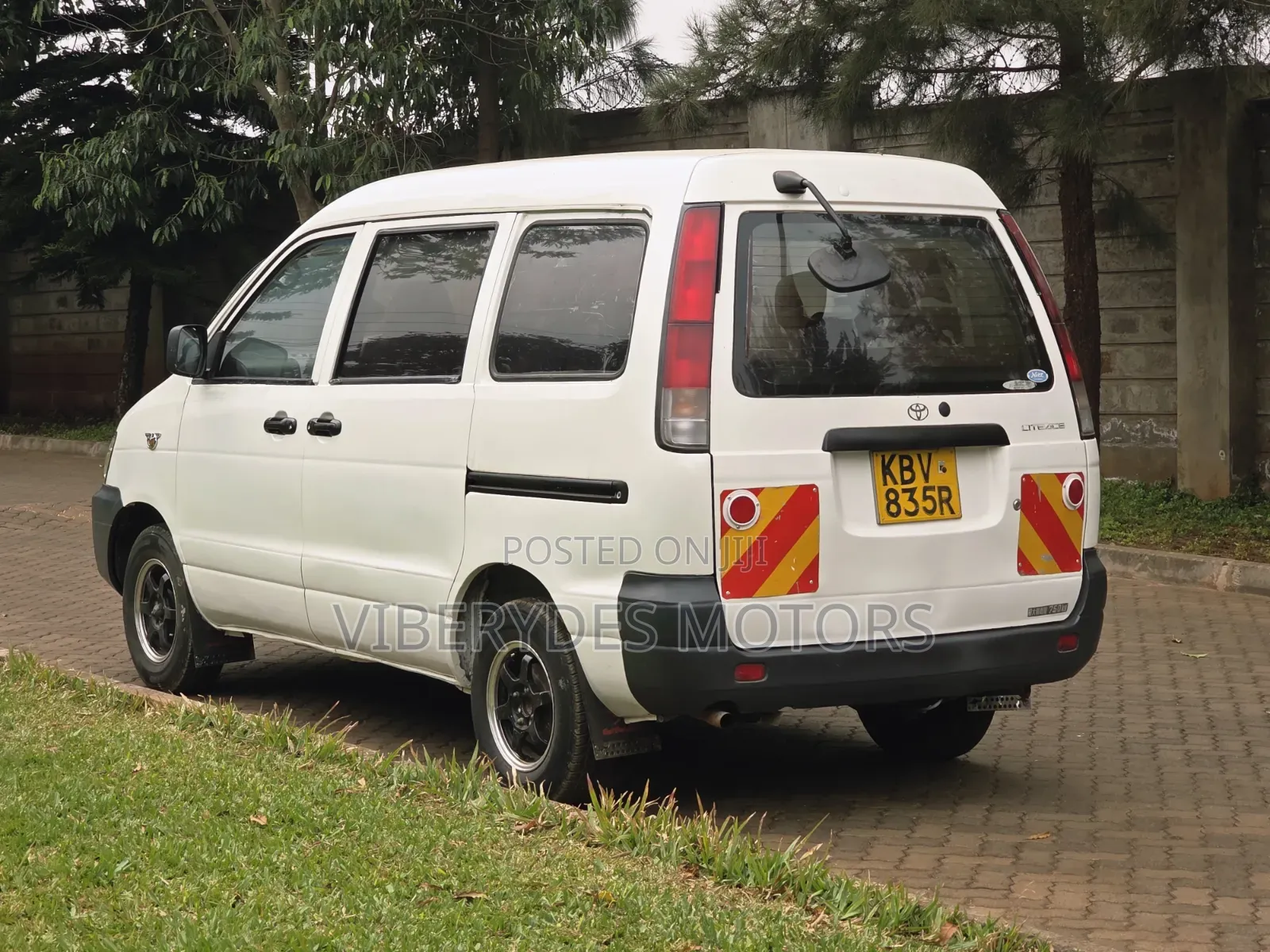 Toyota TownAce 2006 White