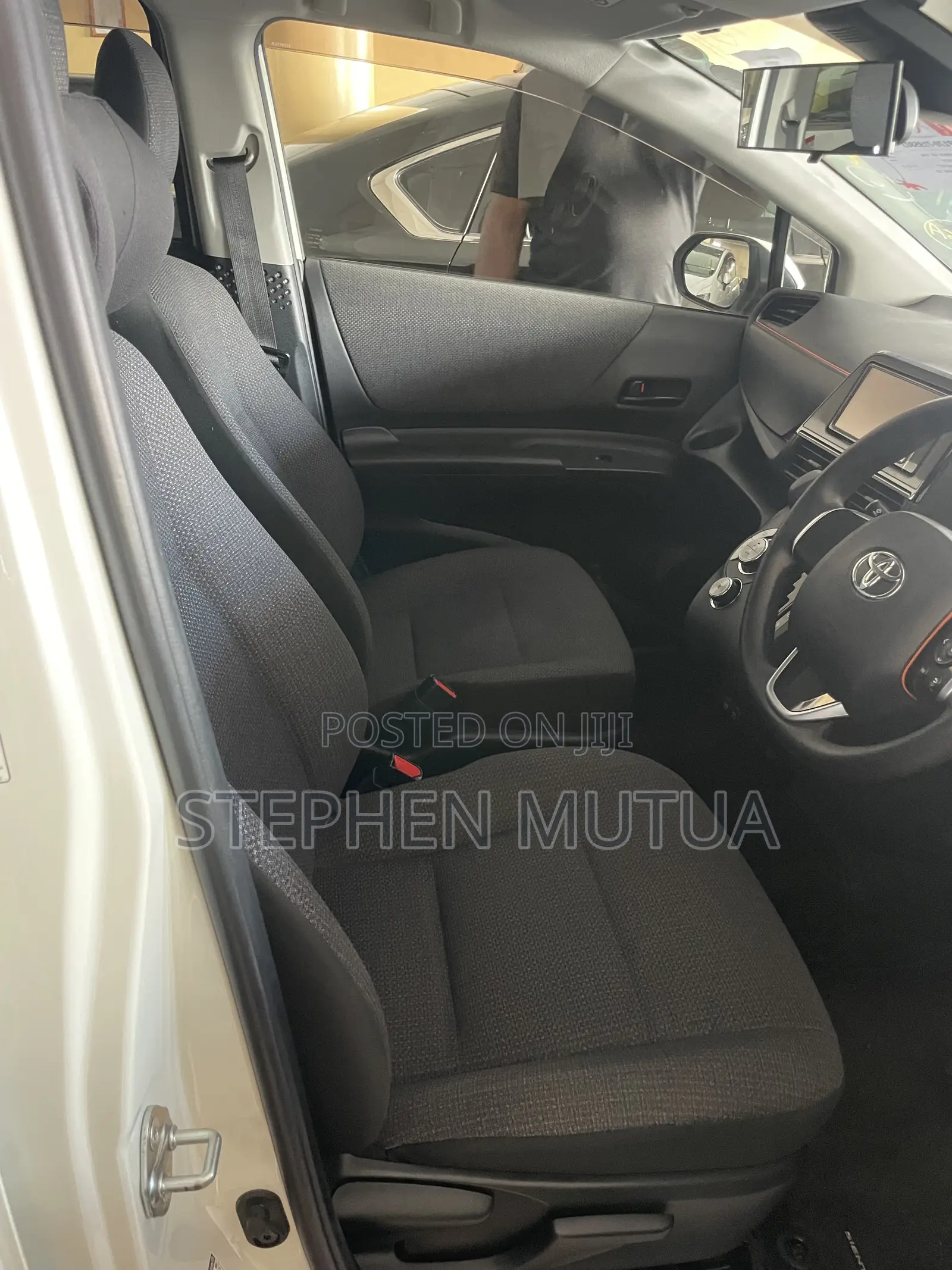 Toyota Sienta 1.5 Hybrid FWD (6-seater) 2020 White