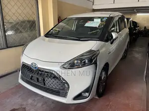 Toyota Sienta 1.5 Hybrid FWD (6-seater) 2020 White