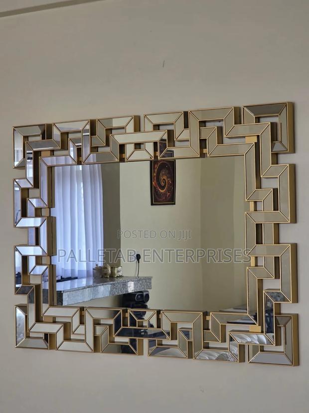 Decorative Wall Mirror - thumbnail 5