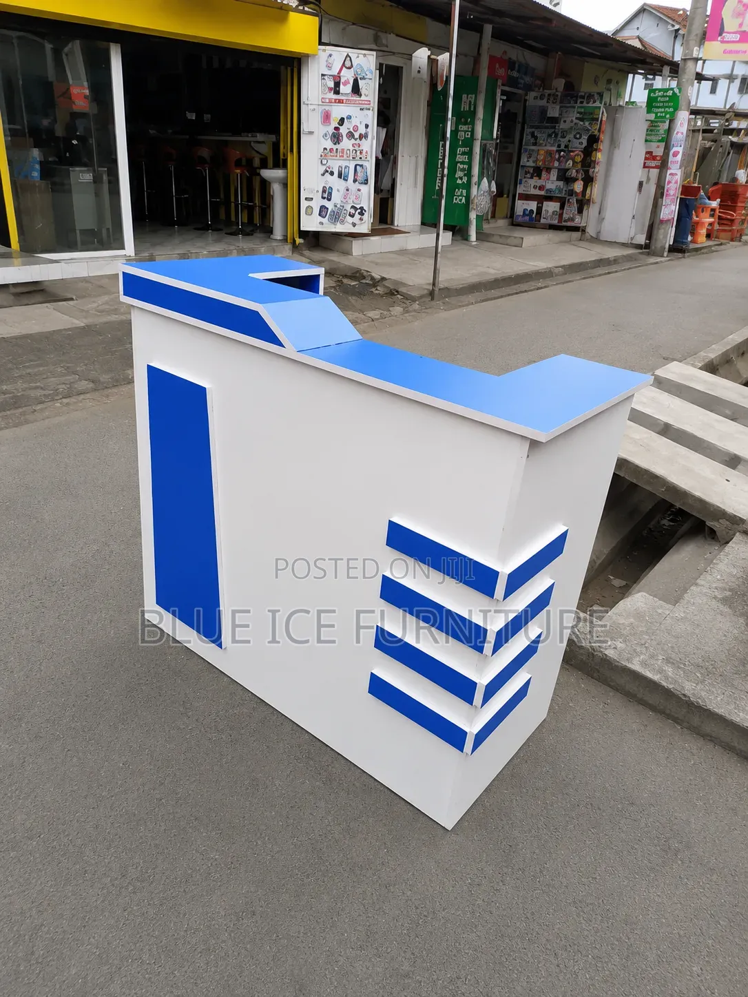 1.4m Office Waiting Desk