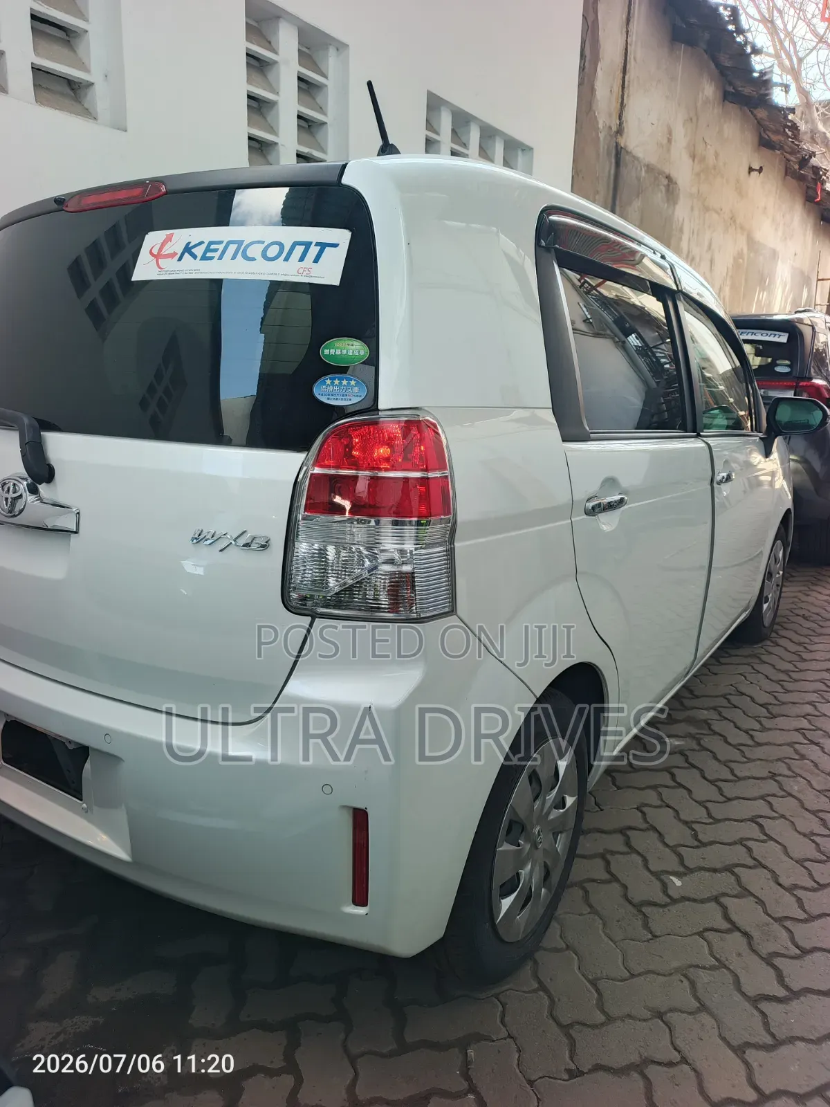Toyota Spade 2019 White