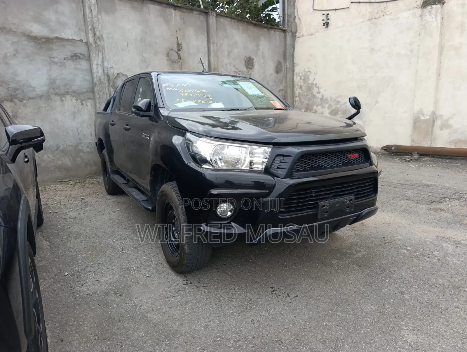 Toyota Hilux 2020 Black