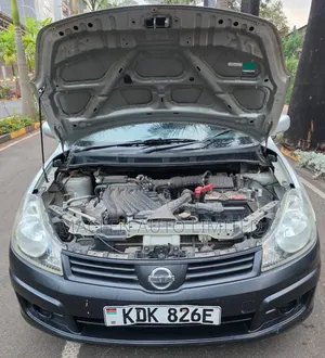 Nissan Advan 2015 Silver