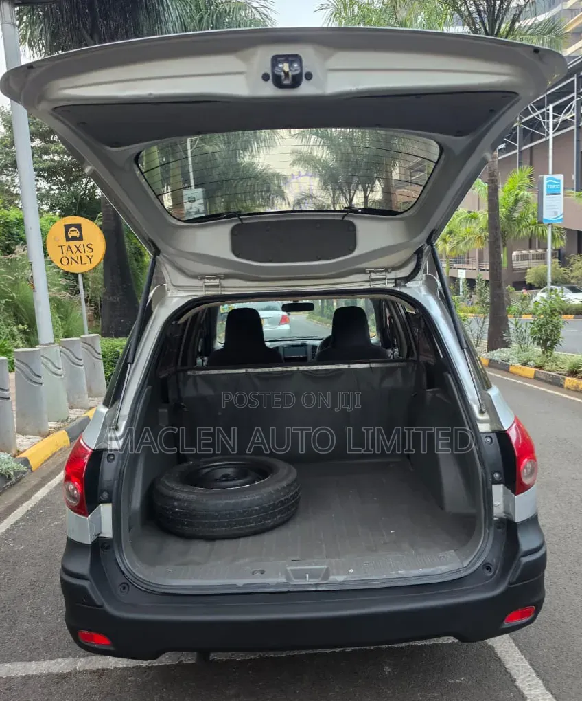 Nissan Advan 2015 Silver