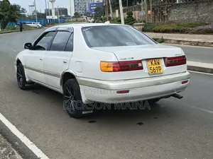 Toyota Premio 2004 Pearl