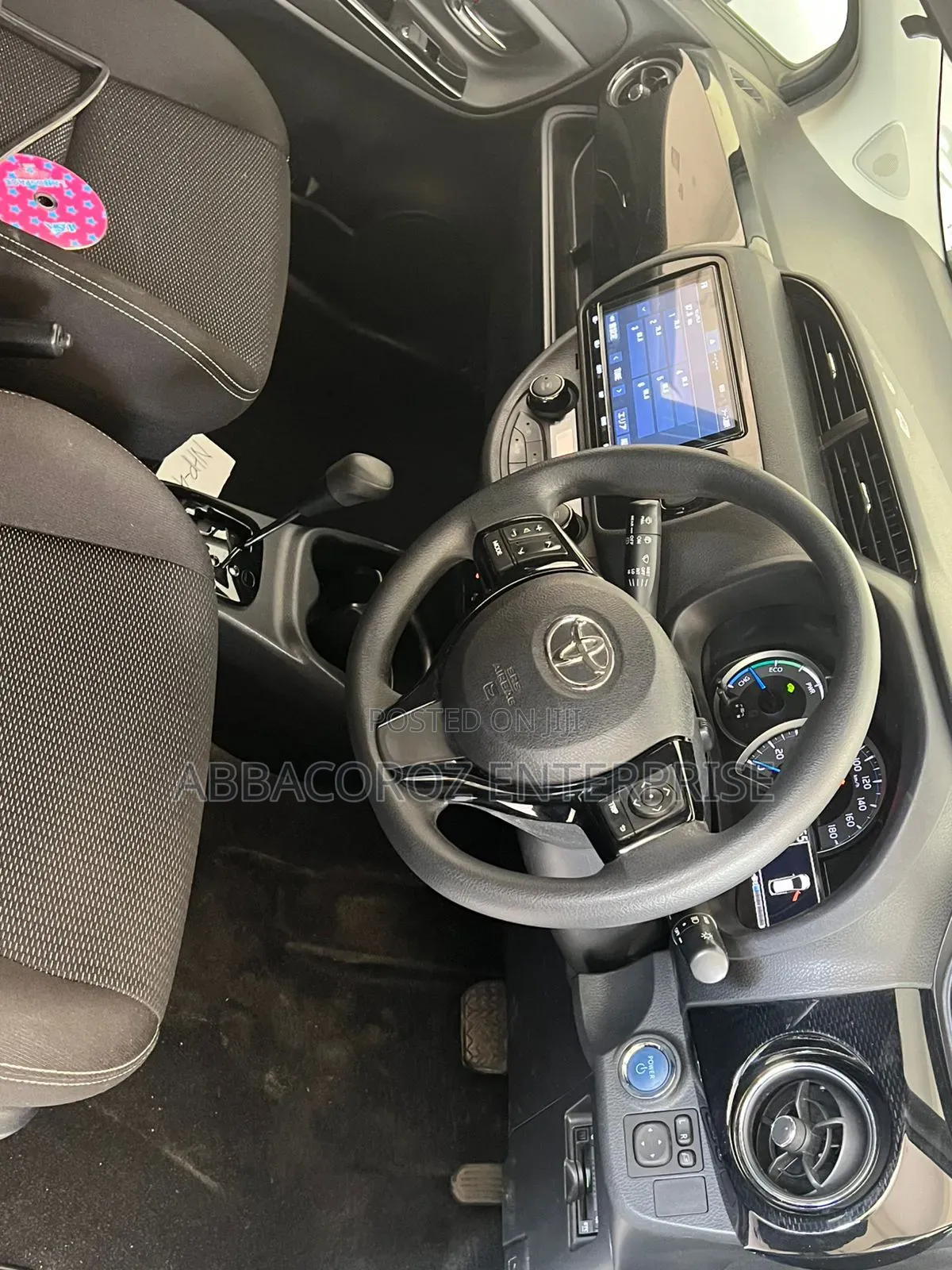 Toyota Vitz 1.5 FWD Hybrid 5dr 2019 Blue