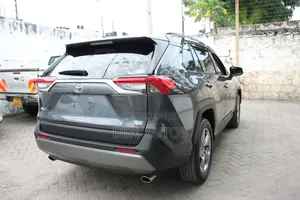 Toyota RAV4 2020 Gray